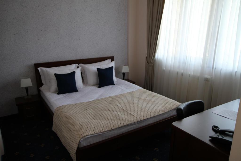 Hotel Trebjesa Nikšić Habitación foto